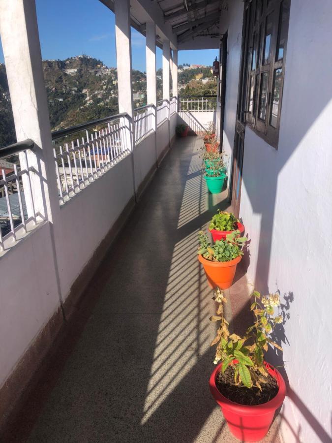 Hotel Walnut Grove Mussoorie Kültér fotó